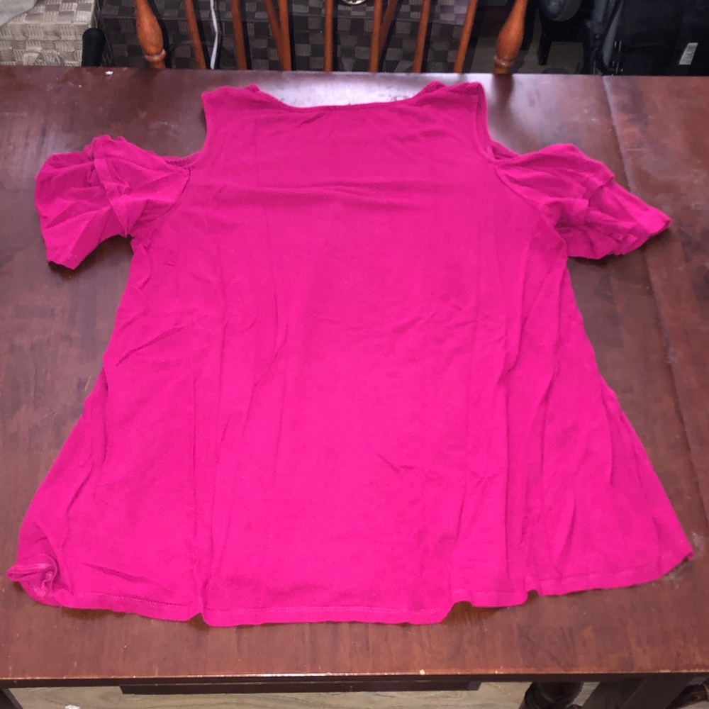 Cold-Shoulder Ruffle Sleeve Top - Picture 6 of 7